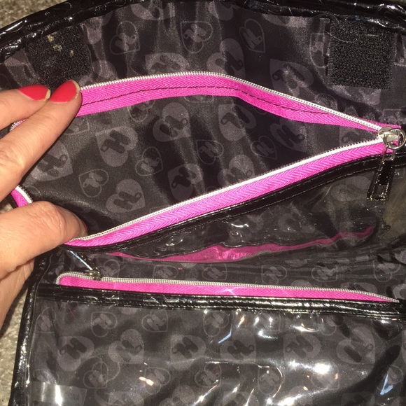 HARAJUKU Accessories travel case - Picture 5 of 10